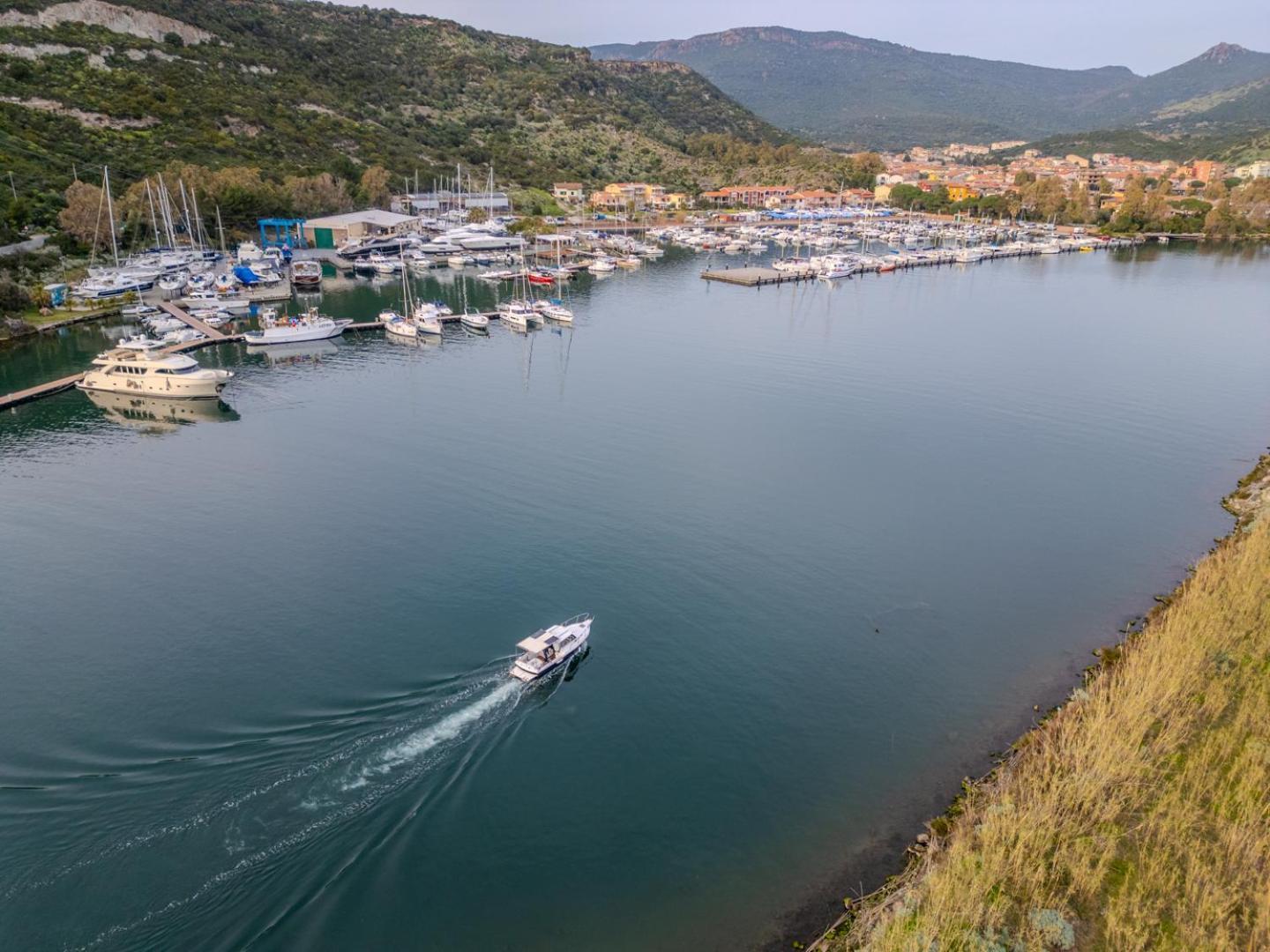 S'Apposentu - Un'Angolo Di Paradiso Con La Vista Sul Castello Боса Экстерьер фото
