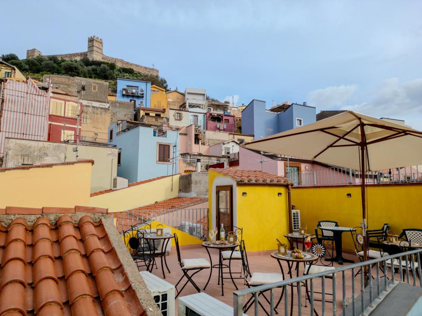 S'Apposentu - Un'Angolo Di Paradiso Con La Vista Sul Castello Боса Экстерьер фото